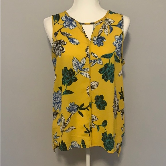 Marshalls Tops - Beautiful Floral Blouse